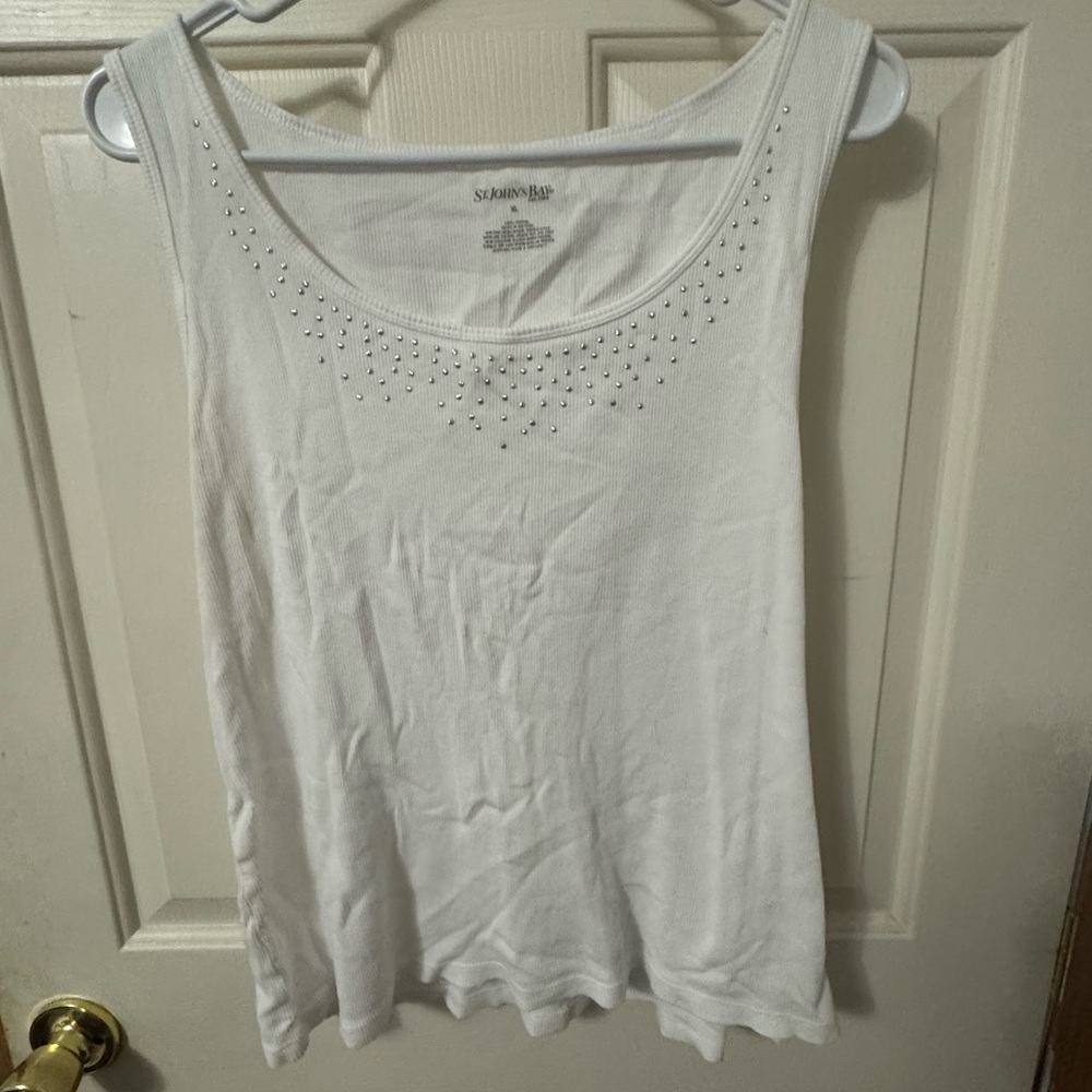 Sag Harbor White Tank with Silver Accents